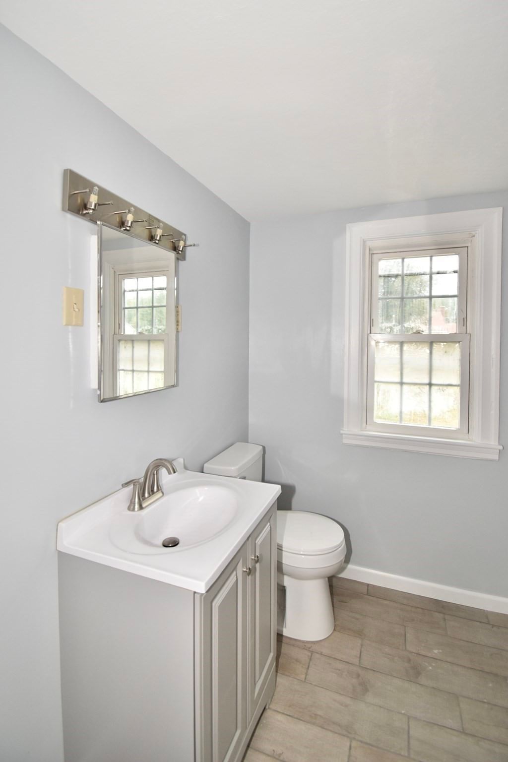 67 Temby St Springfield — Photo 19 of 28