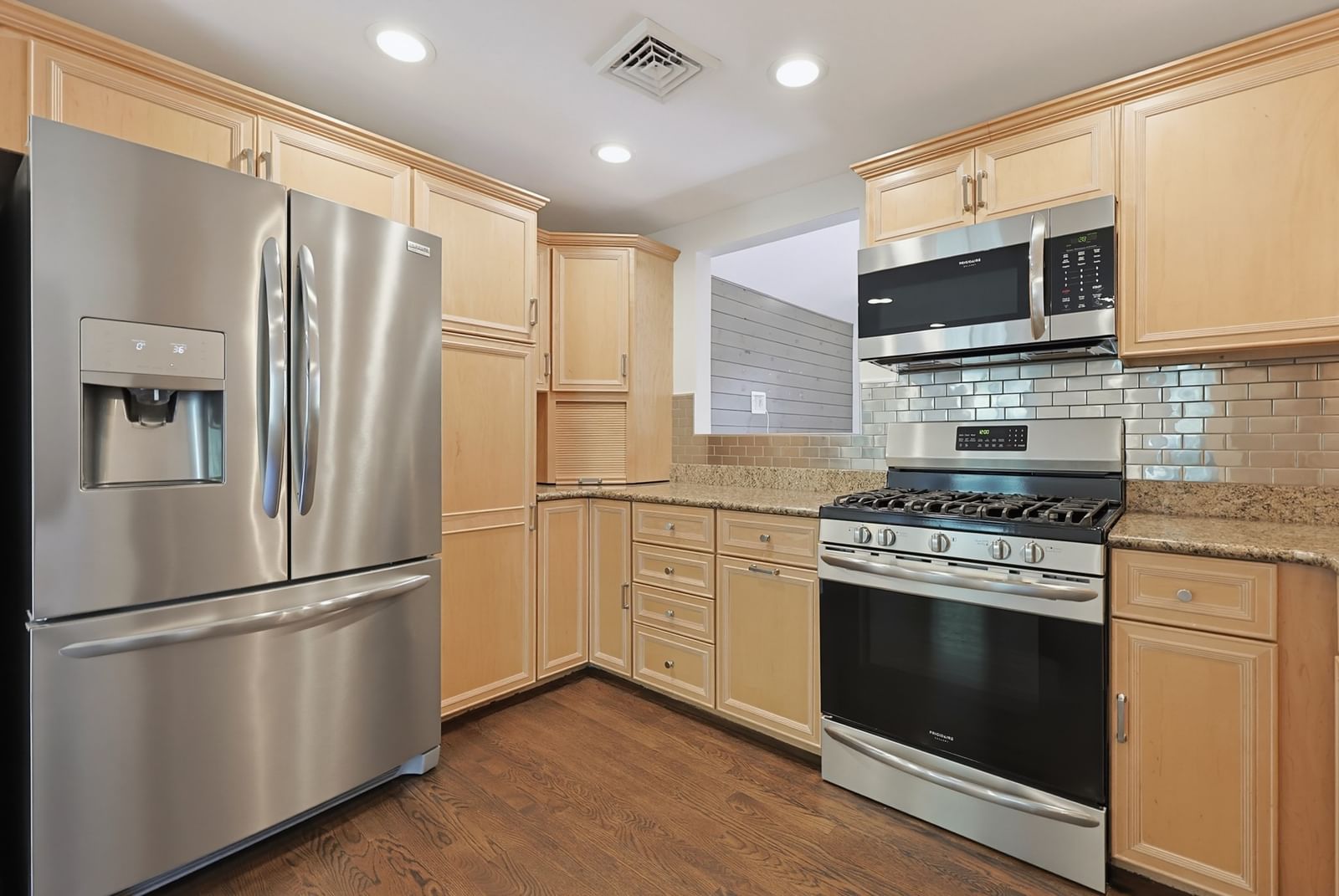 15 First St #A2 Salem — Photo 16 of 40