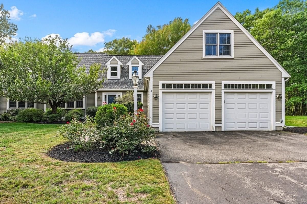 4 Doctors Hill #4 Scituate — Photo 2 of 30