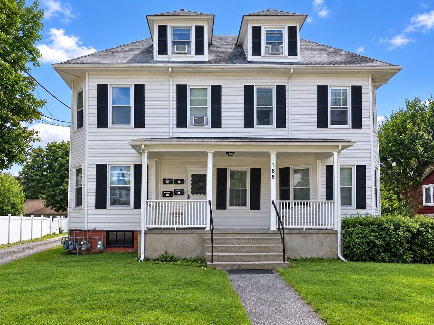 Property at 186 County St, Attleboro, MA 02703