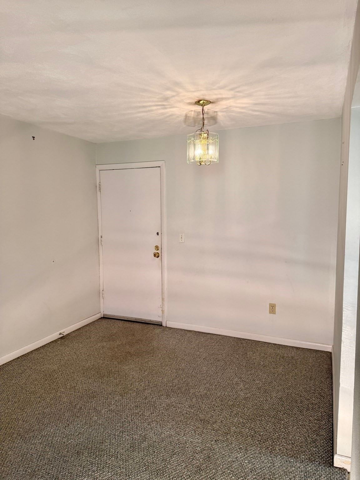 100 Governors Drive #2 Winthrop — Photo 3 of 15