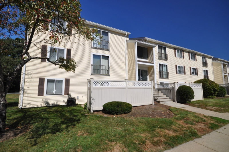 49 Village Brook Lane Unit 6