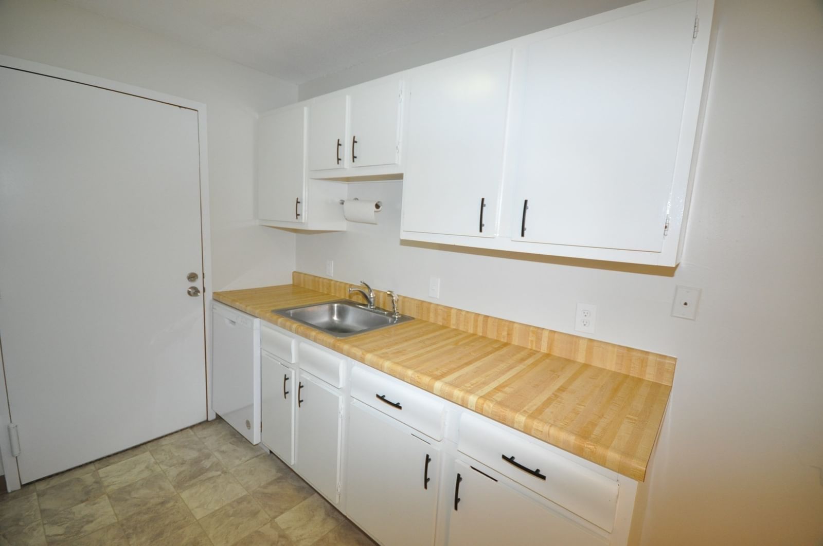 49 Village Brook Lane #6 Natick — Photo 5 of 32