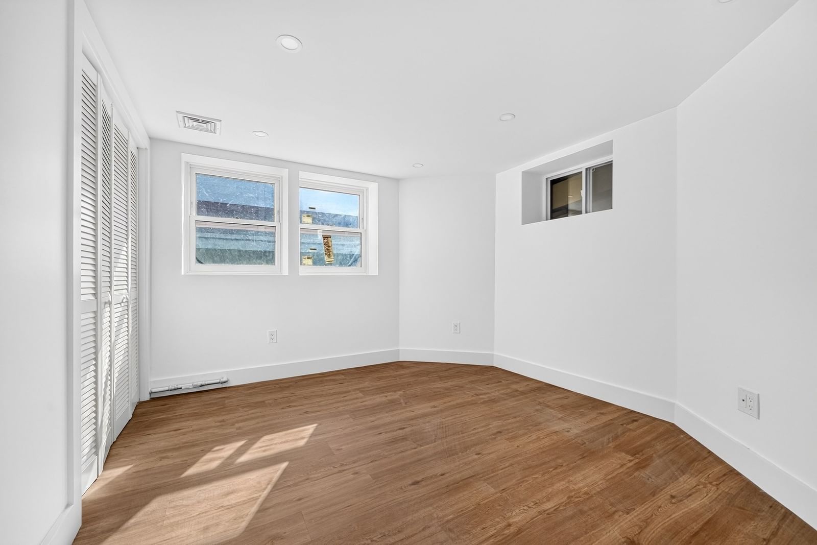 46 Walden St #46 Cambridge — Photo 24 of 29