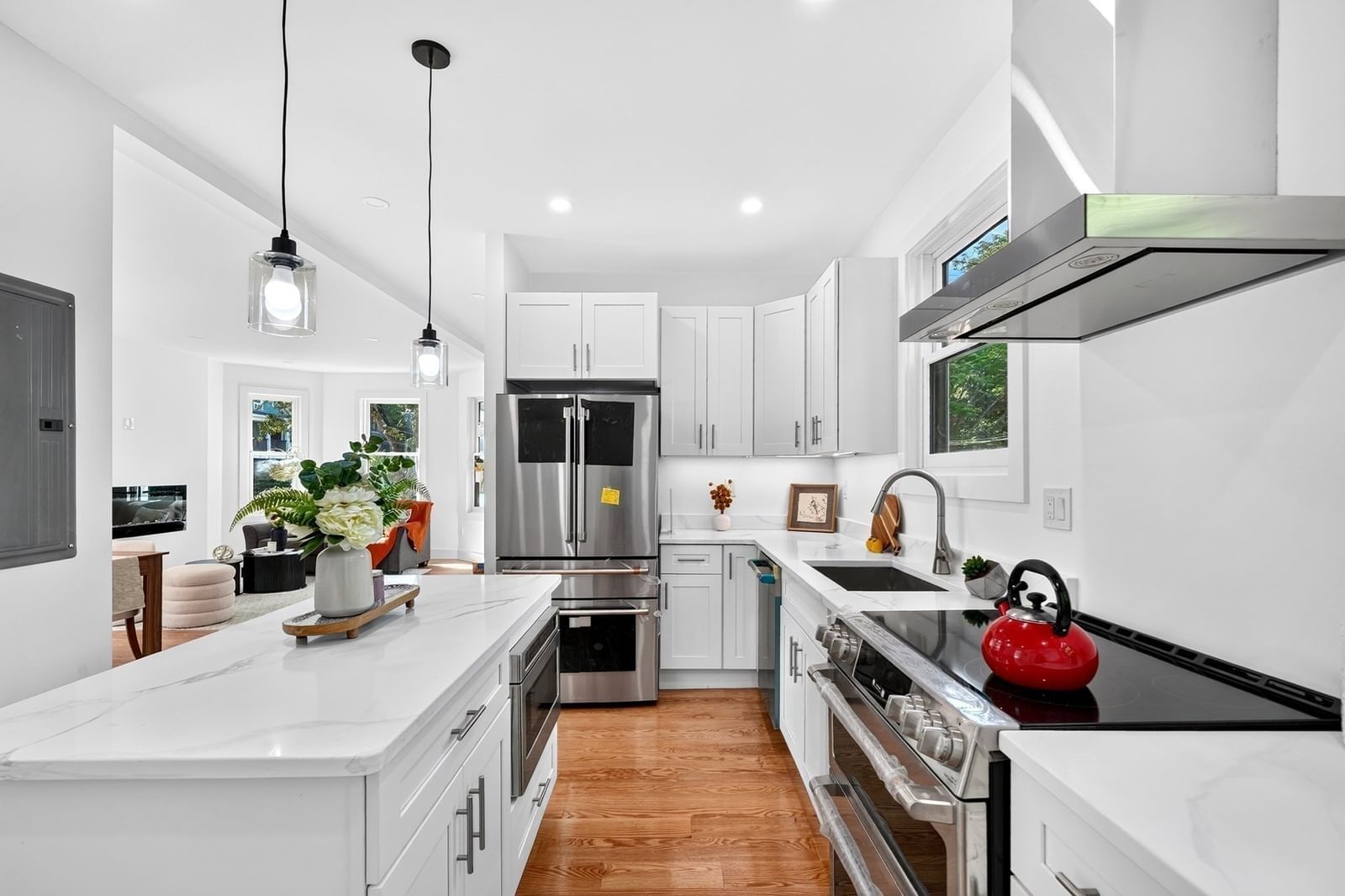 46 Walden St #46 Cambridge — Photo 3 of 29
