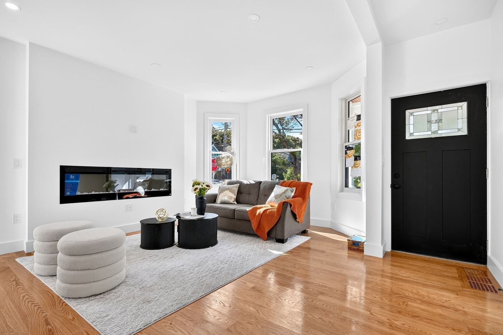 46 Walden St #46 Cambridge — Photo 6 of 29