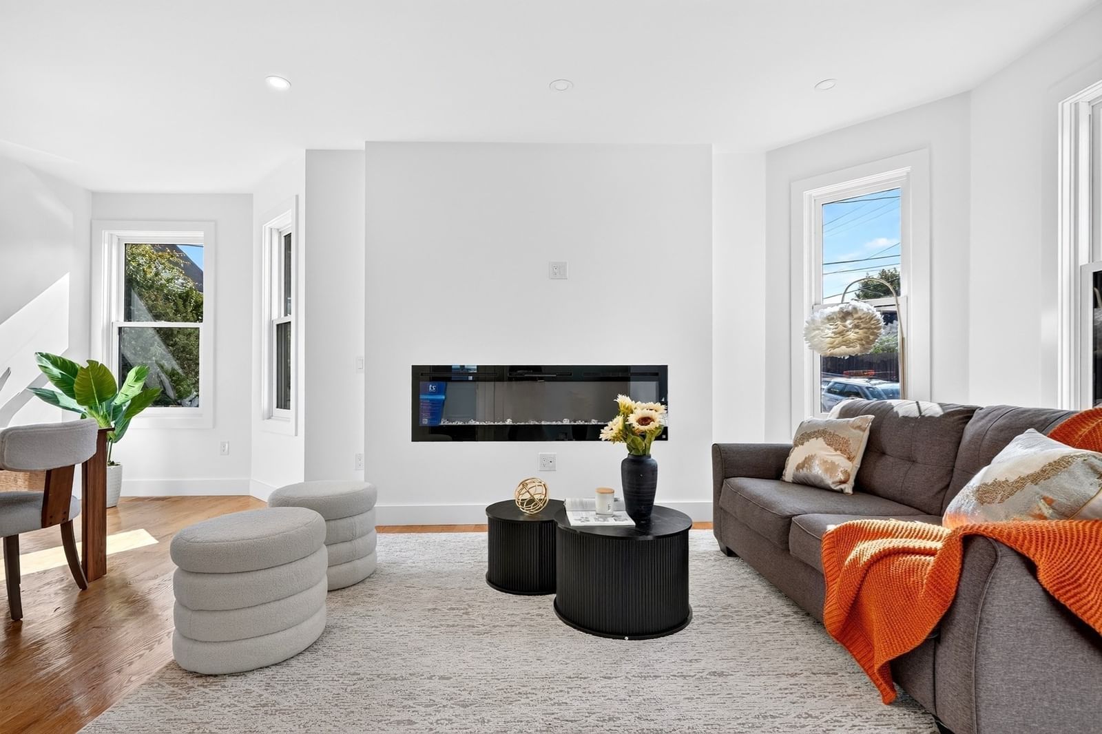 46 Walden St #46 Cambridge — Photo 7 of 29