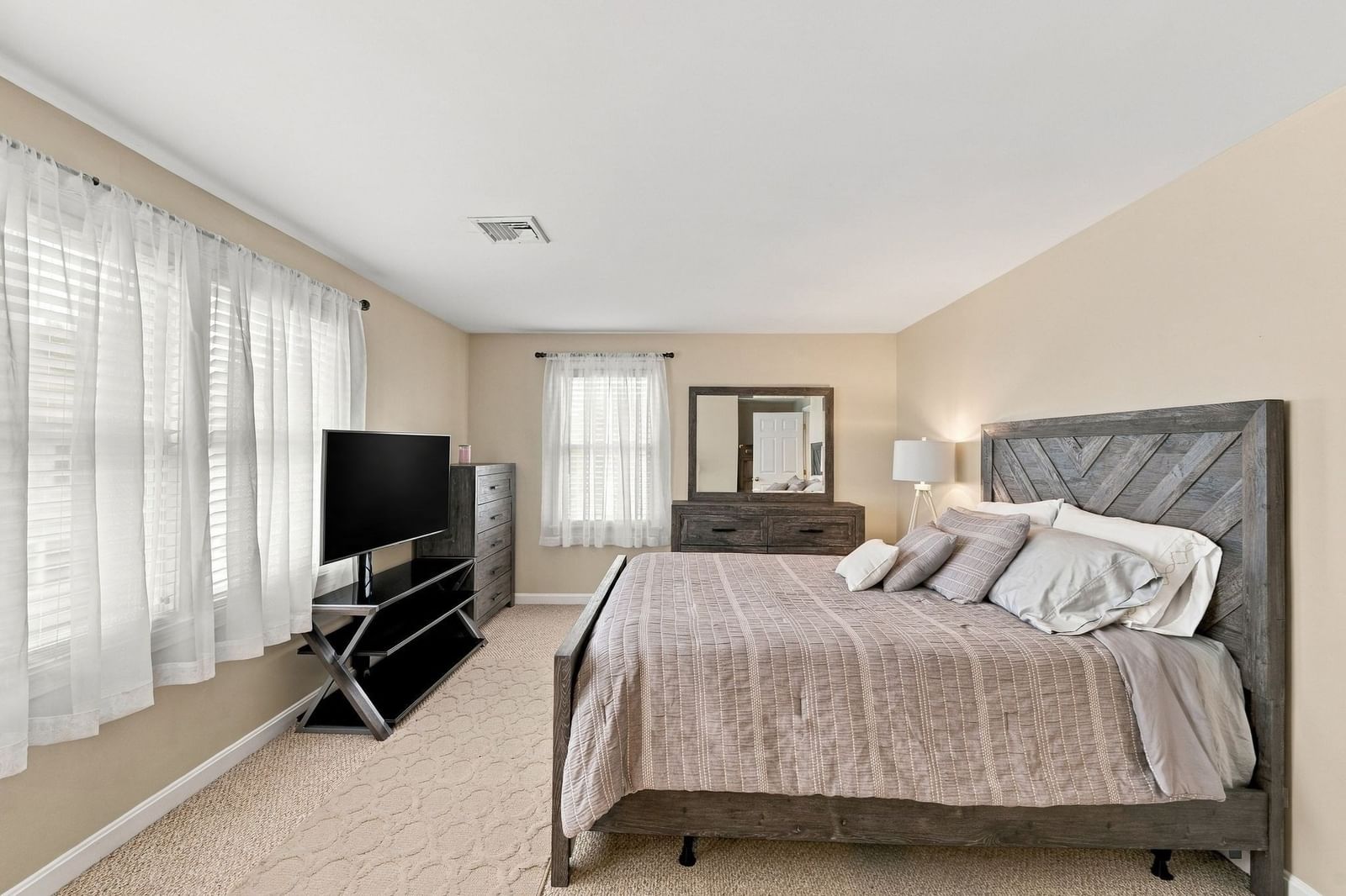 117 Ingell St #B Taunton — Photo 19 of 40