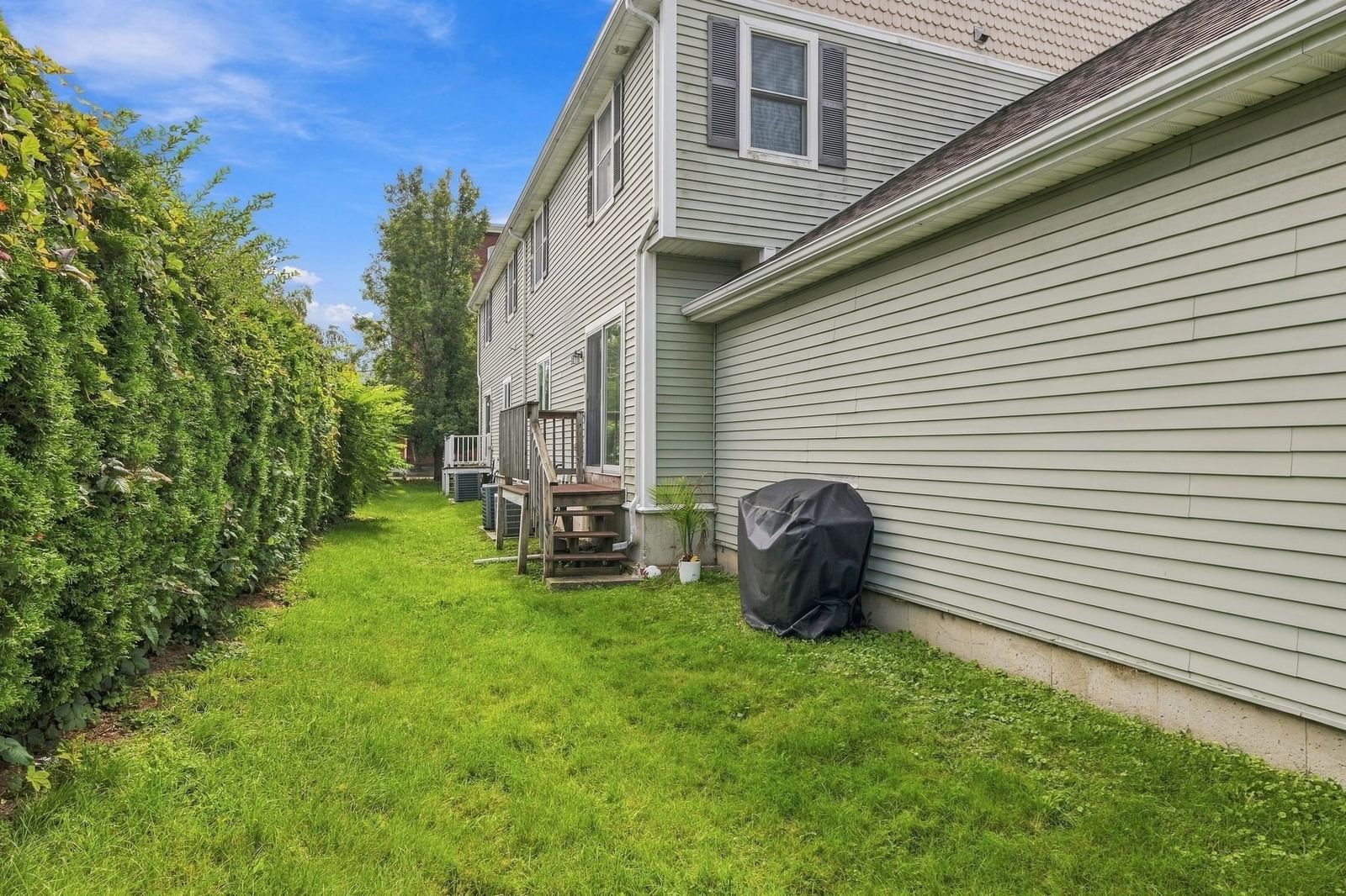 117 Ingell St #B Taunton — Photo 32 of 40