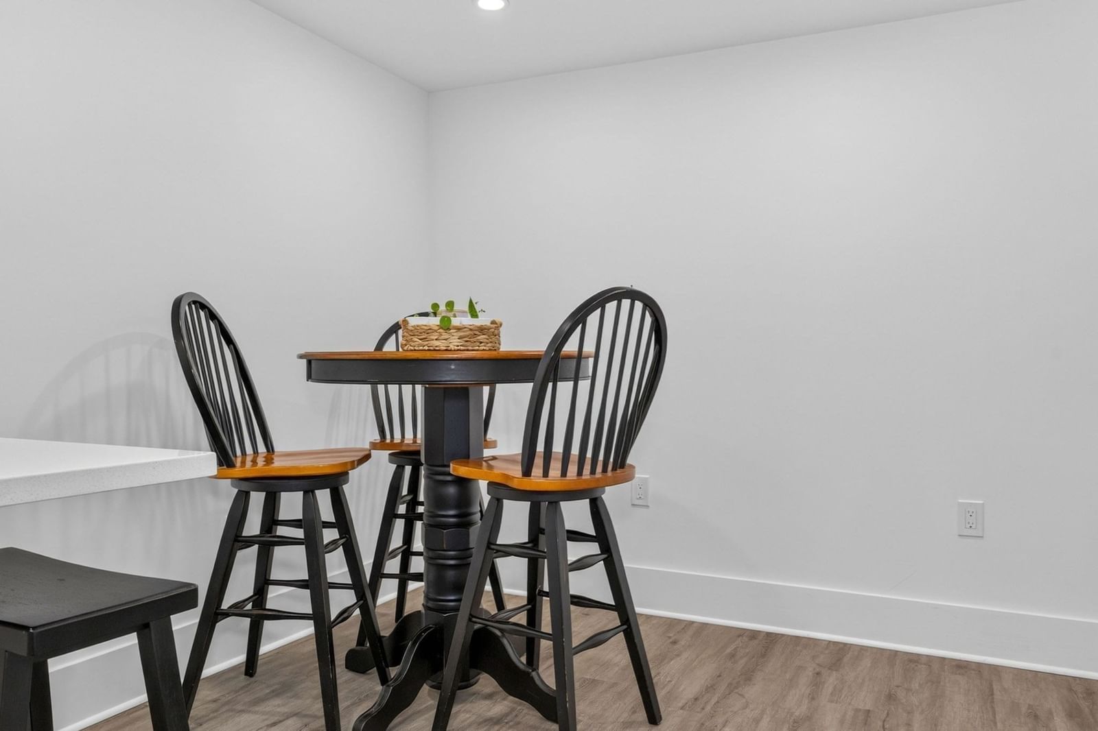79 Maple Street #1 Boston — Photo 8 of 23