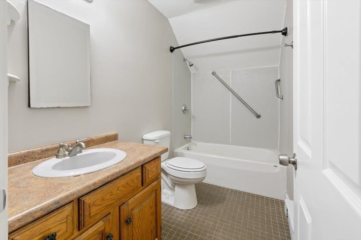 33 Garfield St Lawrence — Photo 16 of 22