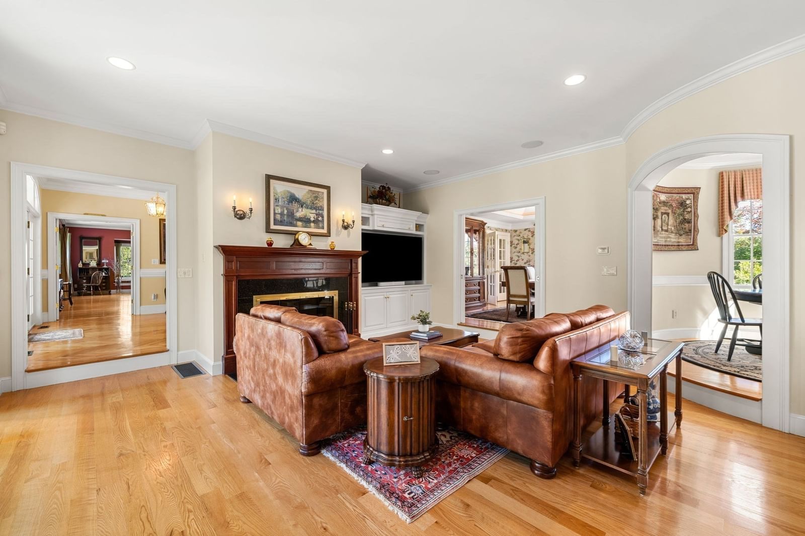 Listing Image 13