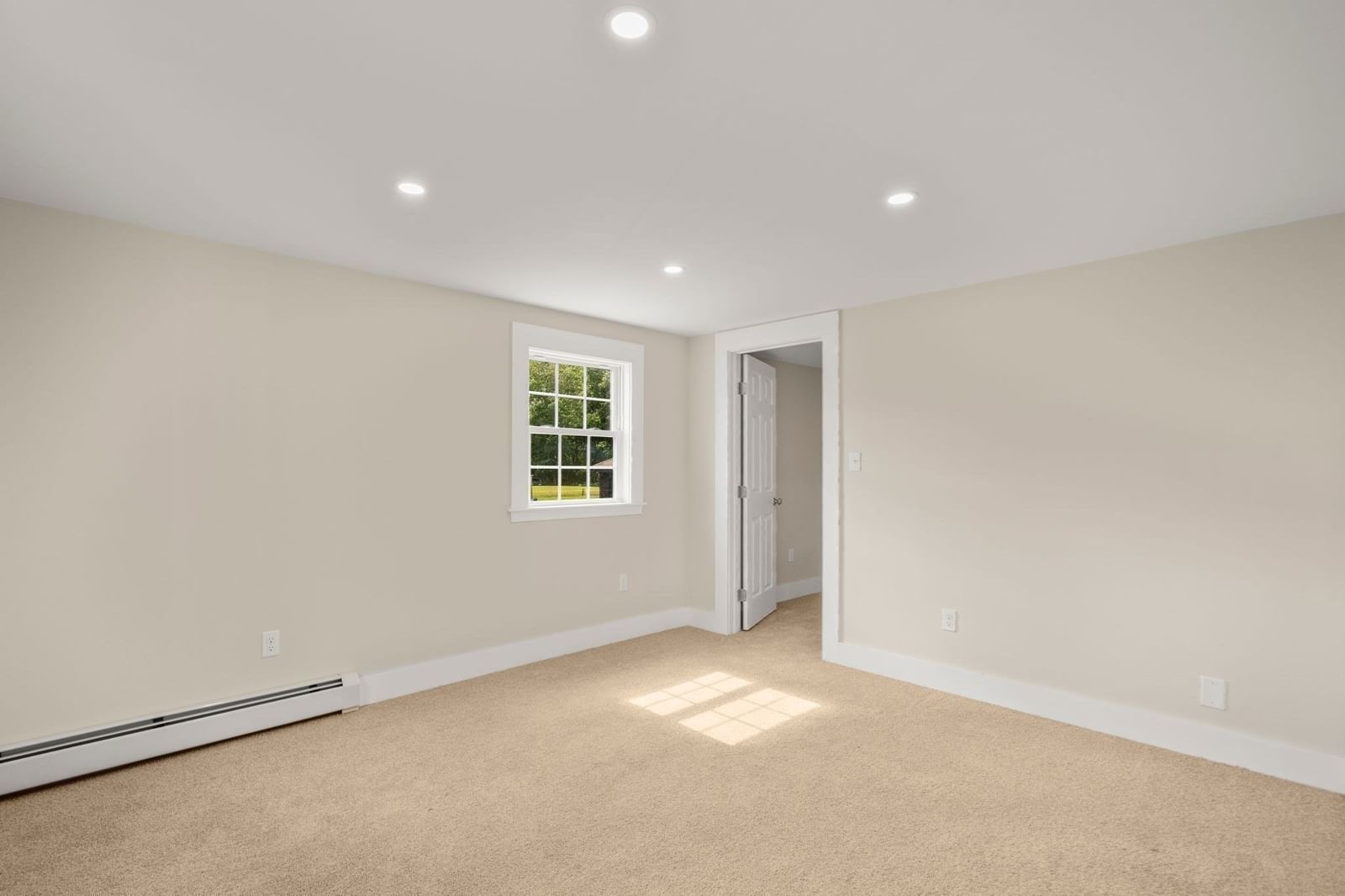 547 Turnpike St Easton — Photo 13 of 40