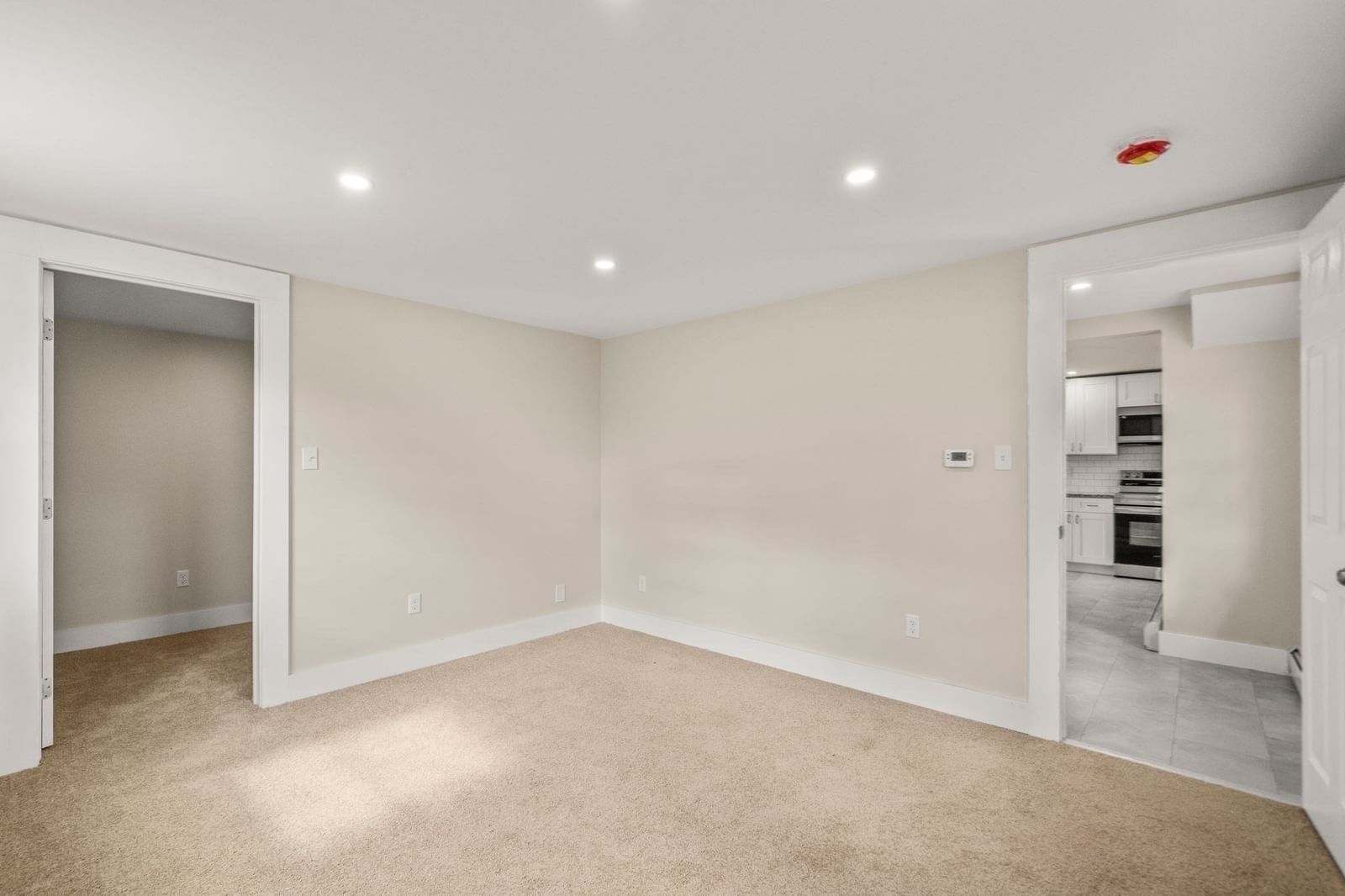 547 Turnpike St Easton — Photo 14 of 40