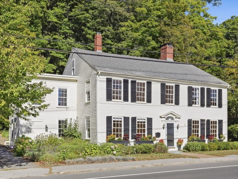 249 Main St