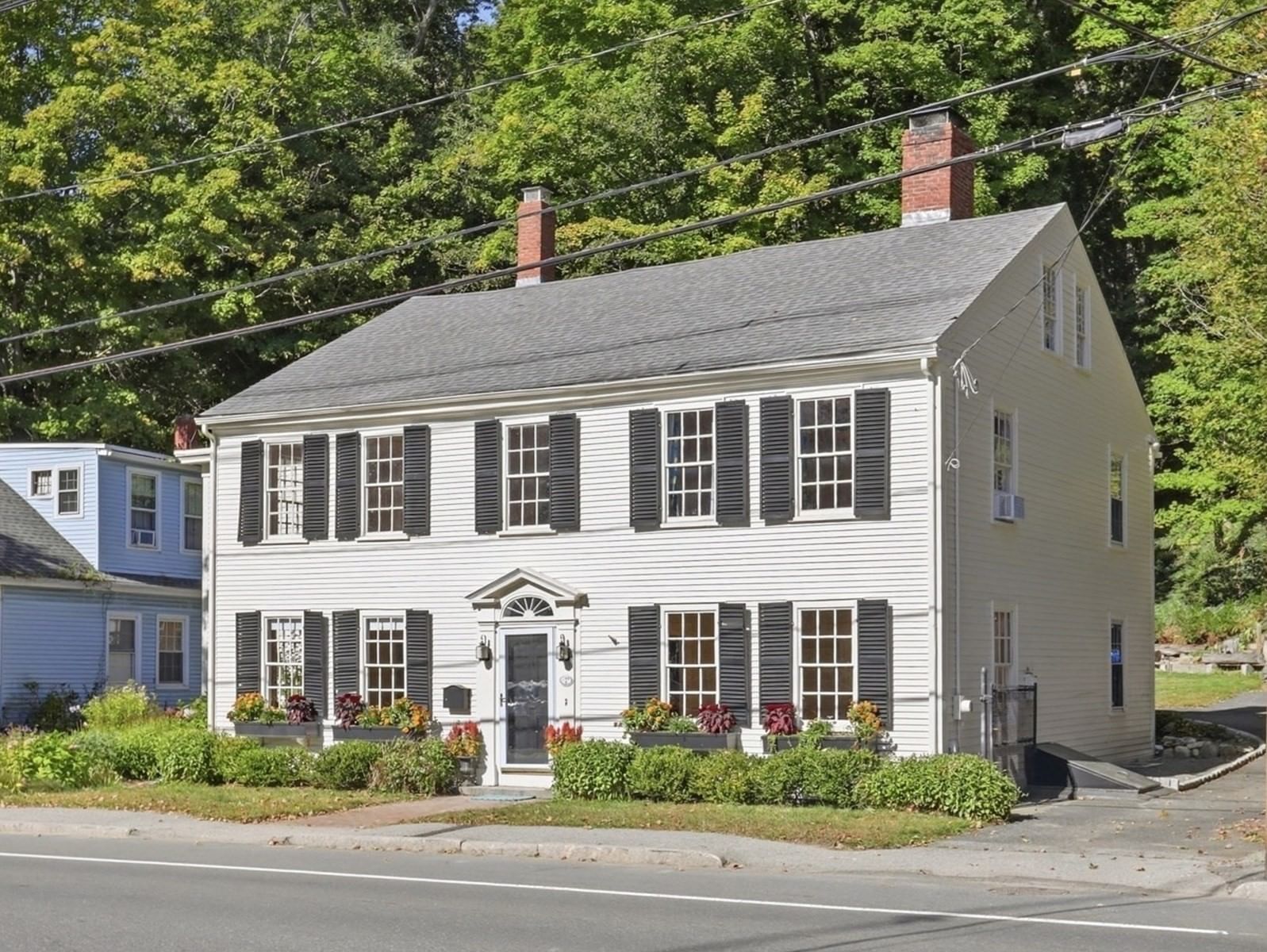 249 Main St Groveland — Photo 3 of 42