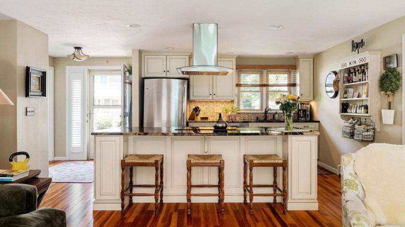 13 Fieldstone St Unit 13