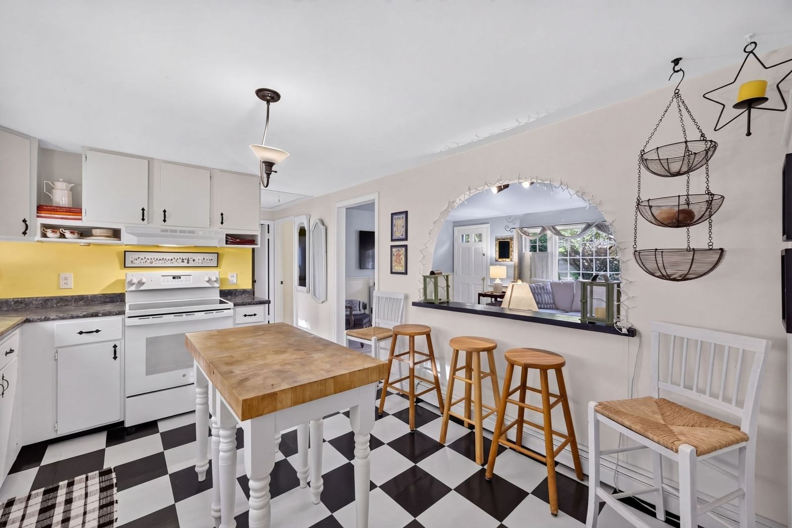 71 Homeport Dr Barnstable — Photo 9 of 38