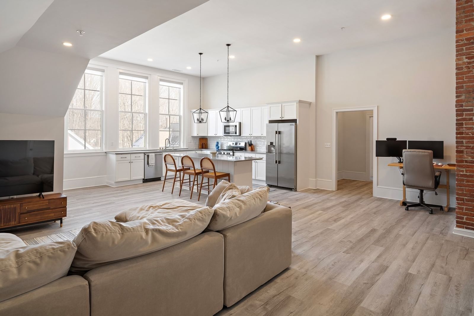 10 Congress St #301 Amesbury — Photo 6 of 19