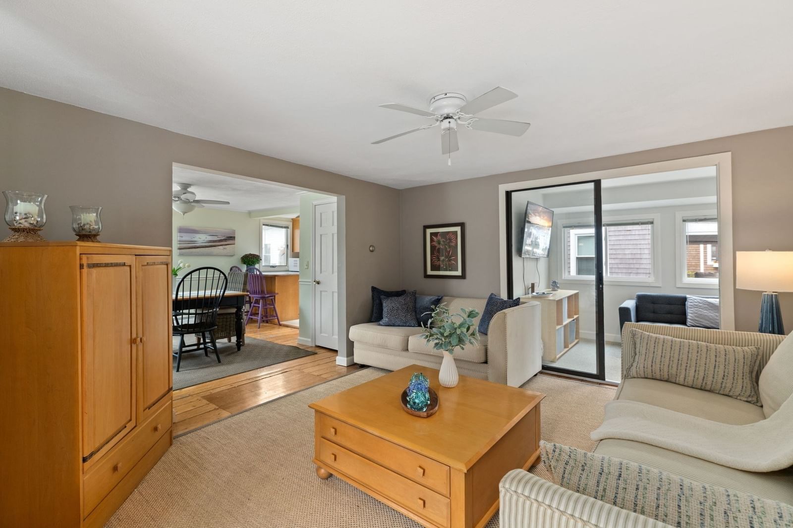 25 Ocean Ave Harwich — Photo 6 of 36