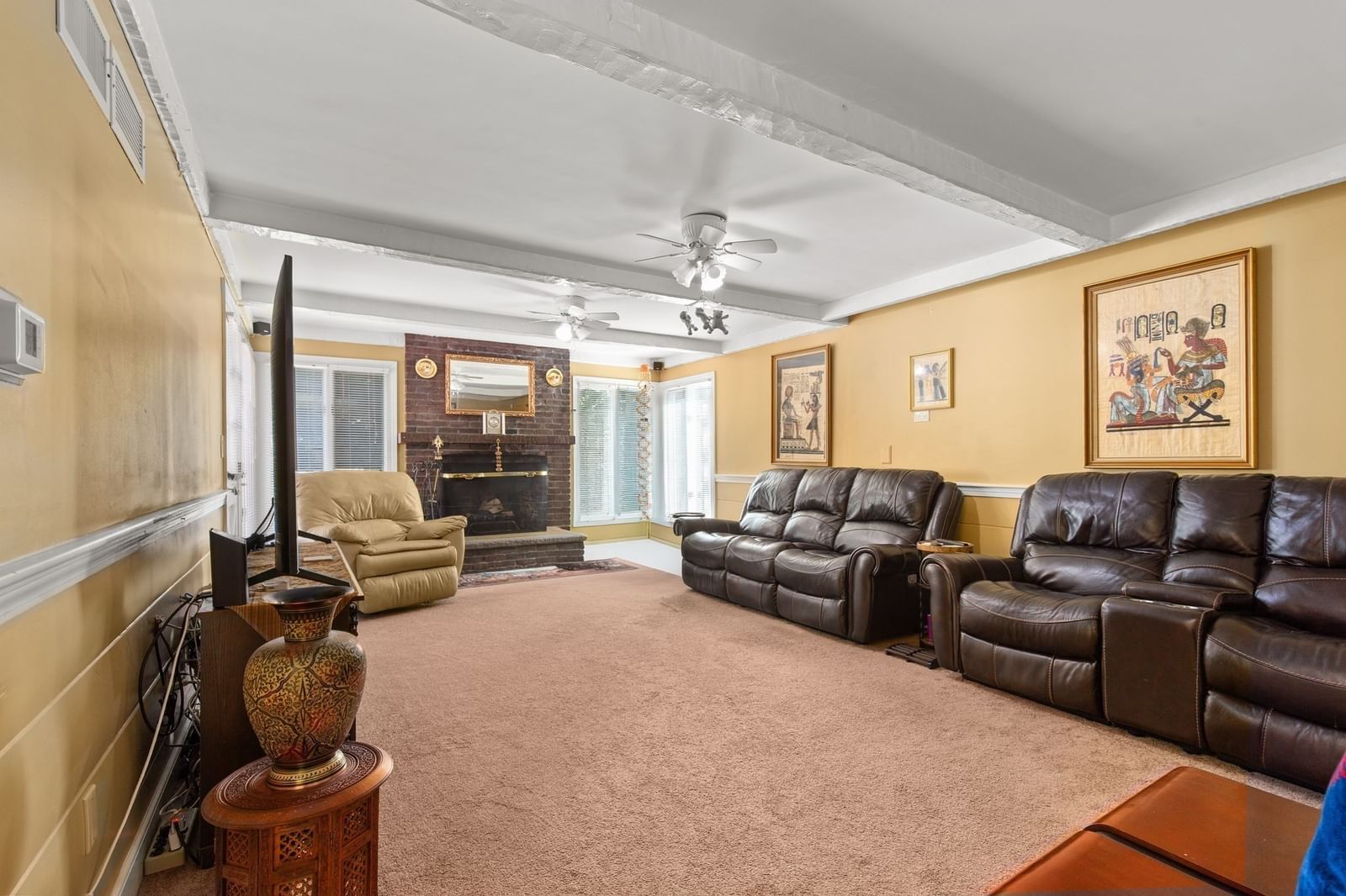 159 Braemoor Rd Brockton — Photo 11 of 30