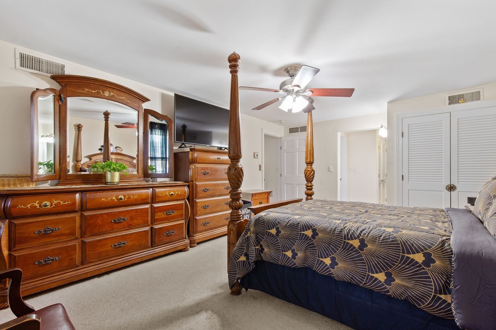 159 Braemoor Rd Brockton — Photo 15 of 30