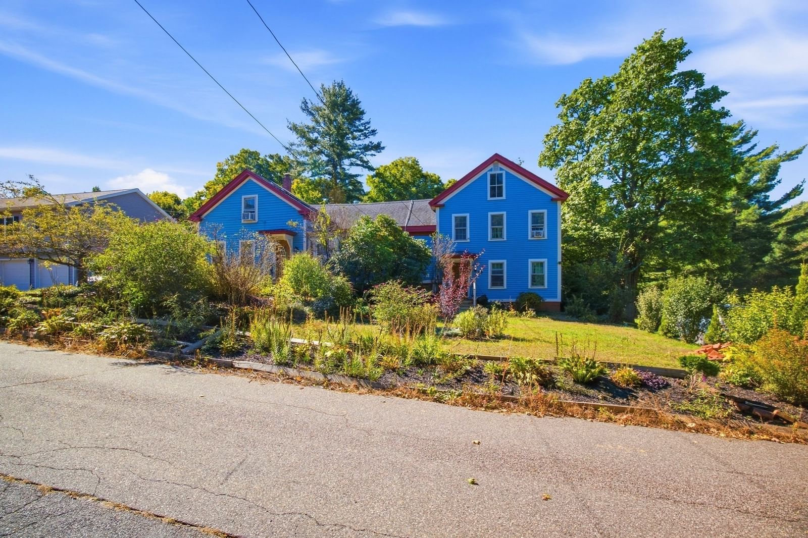 Property at 43 Mechanic St, Warren, MA 01083
