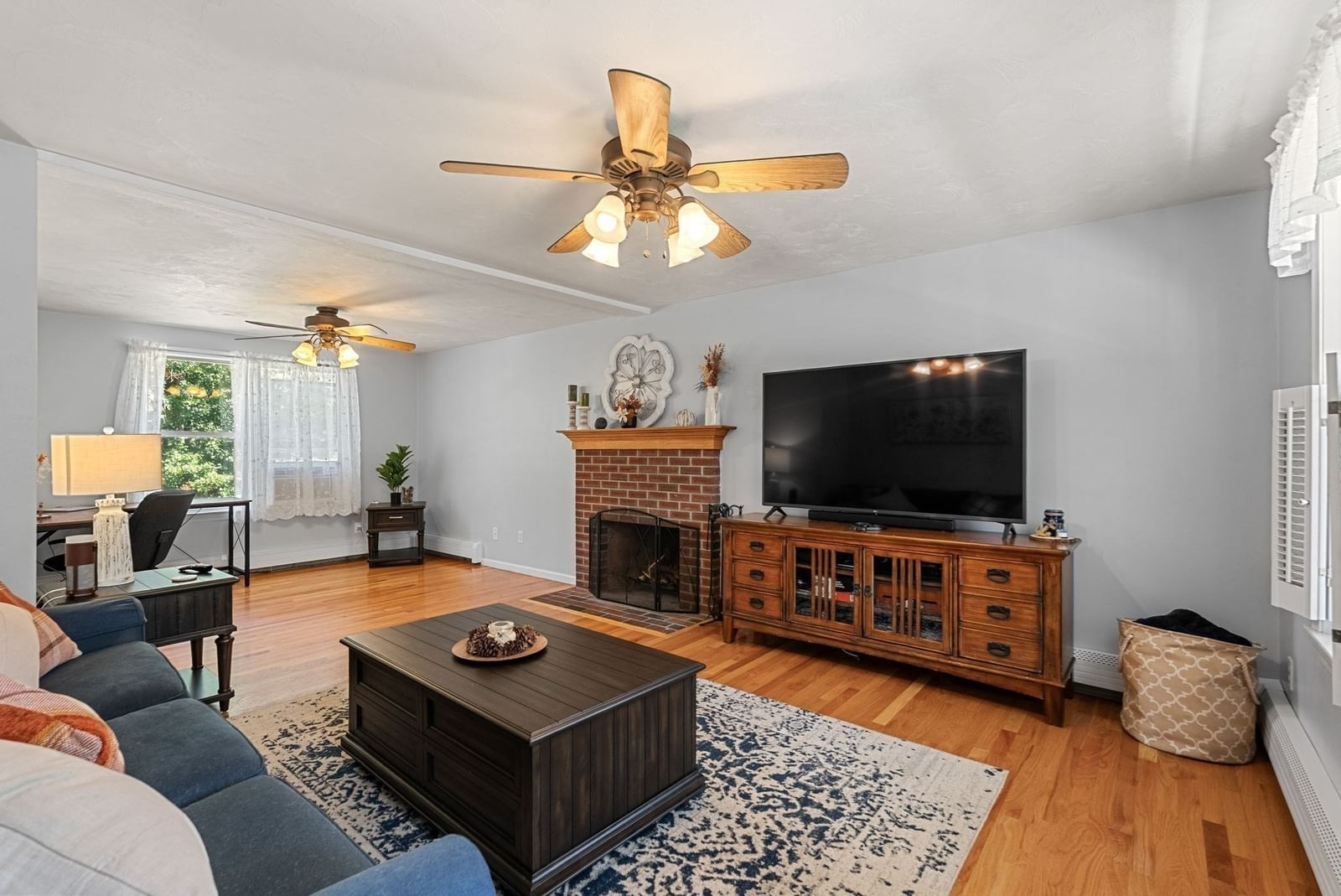 6 Cumberland St Attleboro — Photo 4 of 35