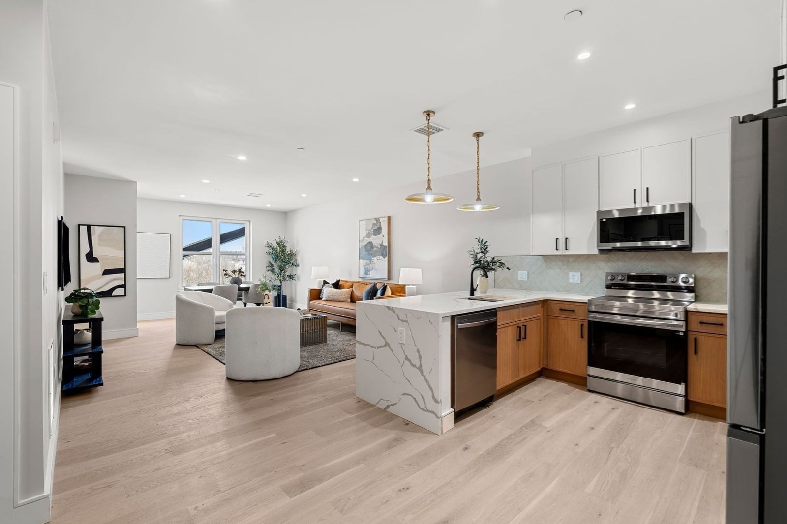 27 Guild Street #106 Boston — Photo 6 of 29