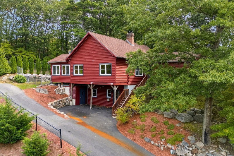 52 Central Ave