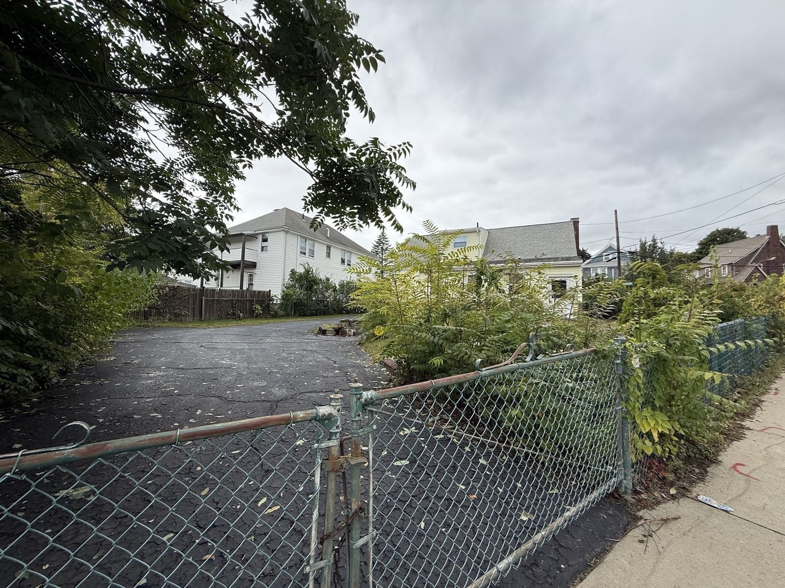 19 Brookdale Rd Arlington — Photo 8 of 13