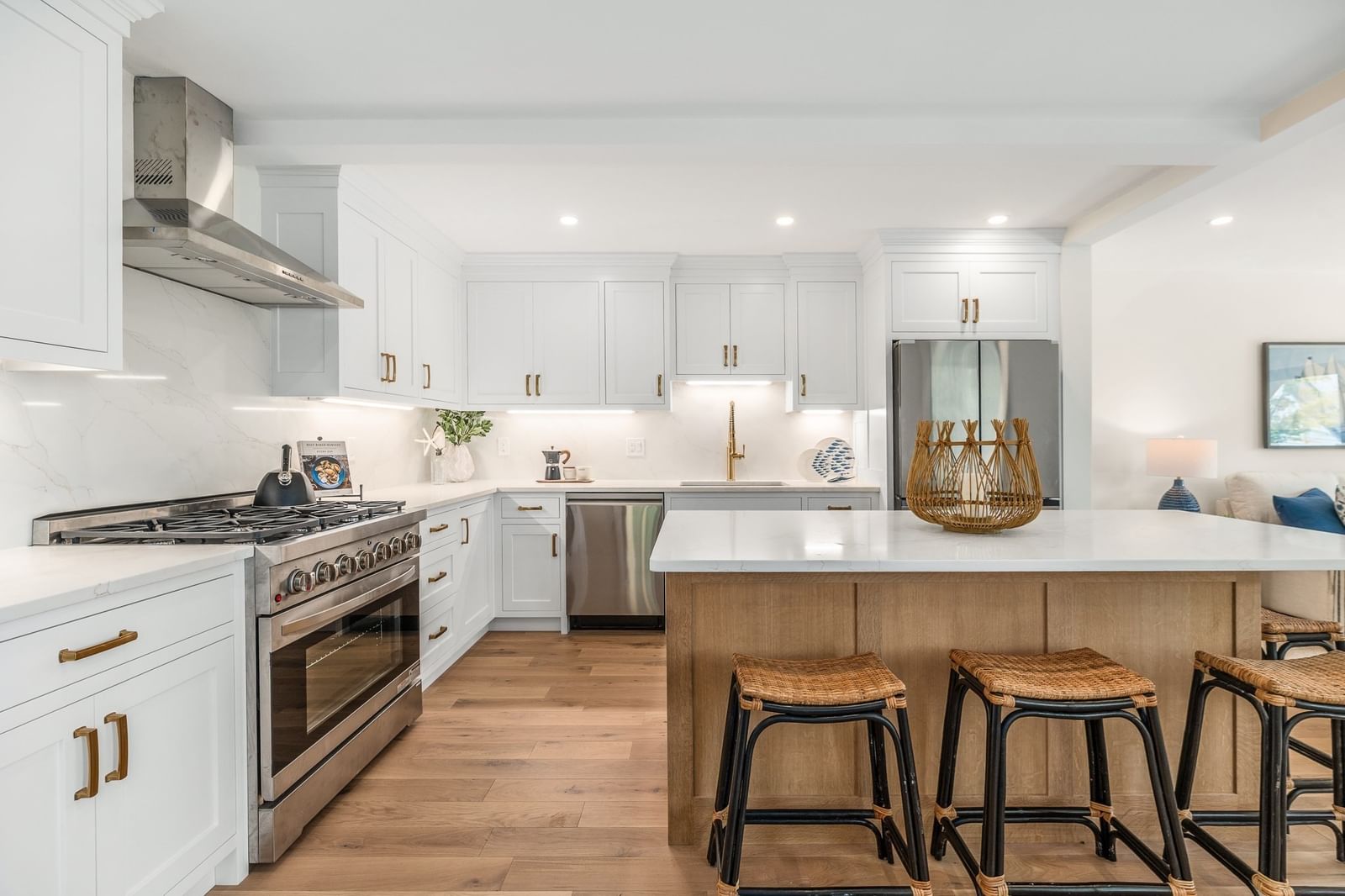 13 Hammond Street #1 Gloucester — Photo 4 of 25