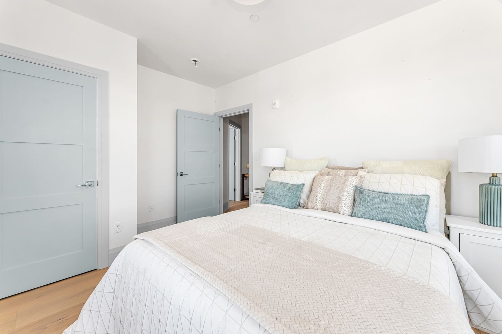 34 Oak Street #102 Boston — Photo 18 of 35