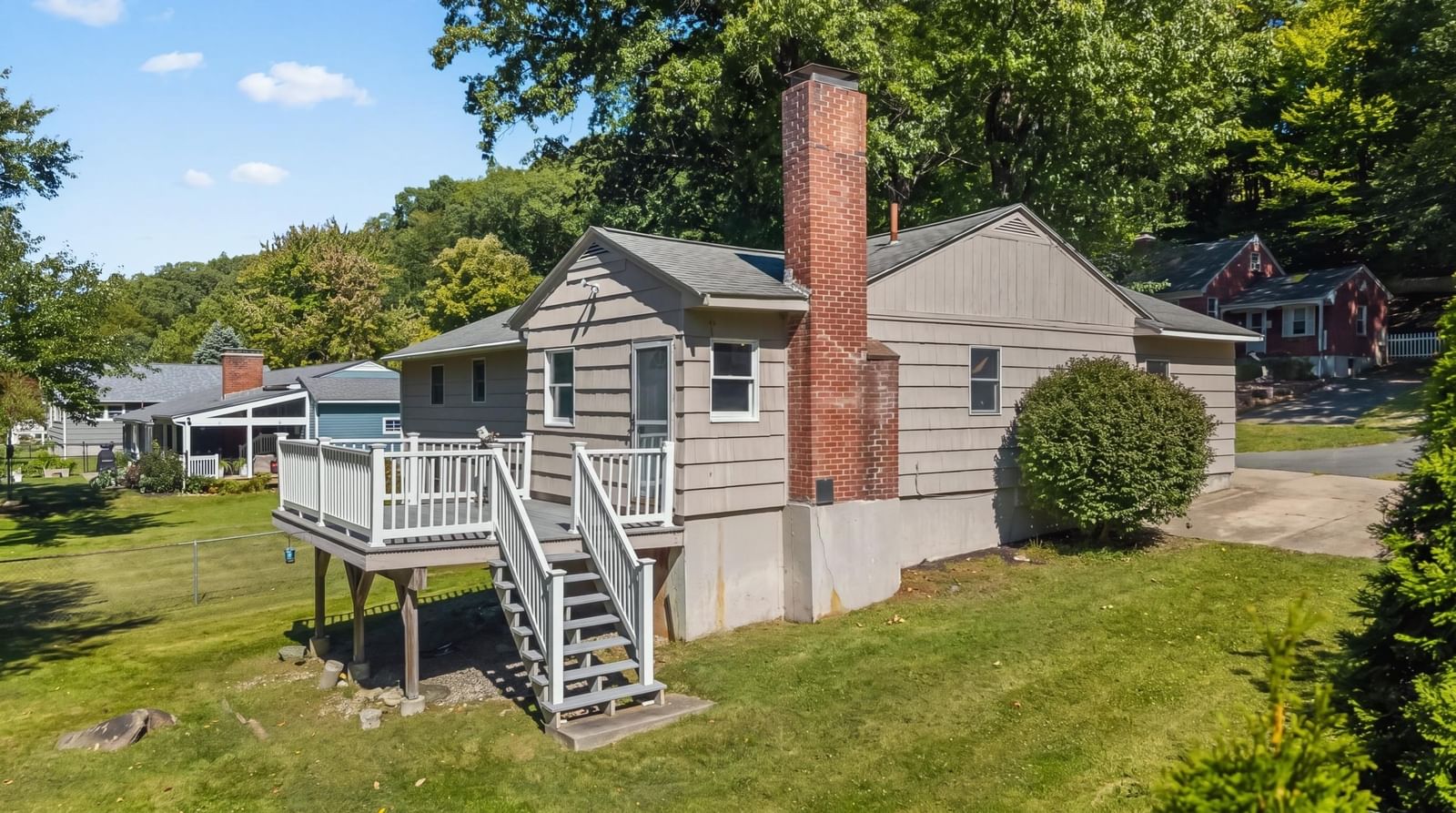 35 Harvey Lane Westborough — Photo 3 of 34