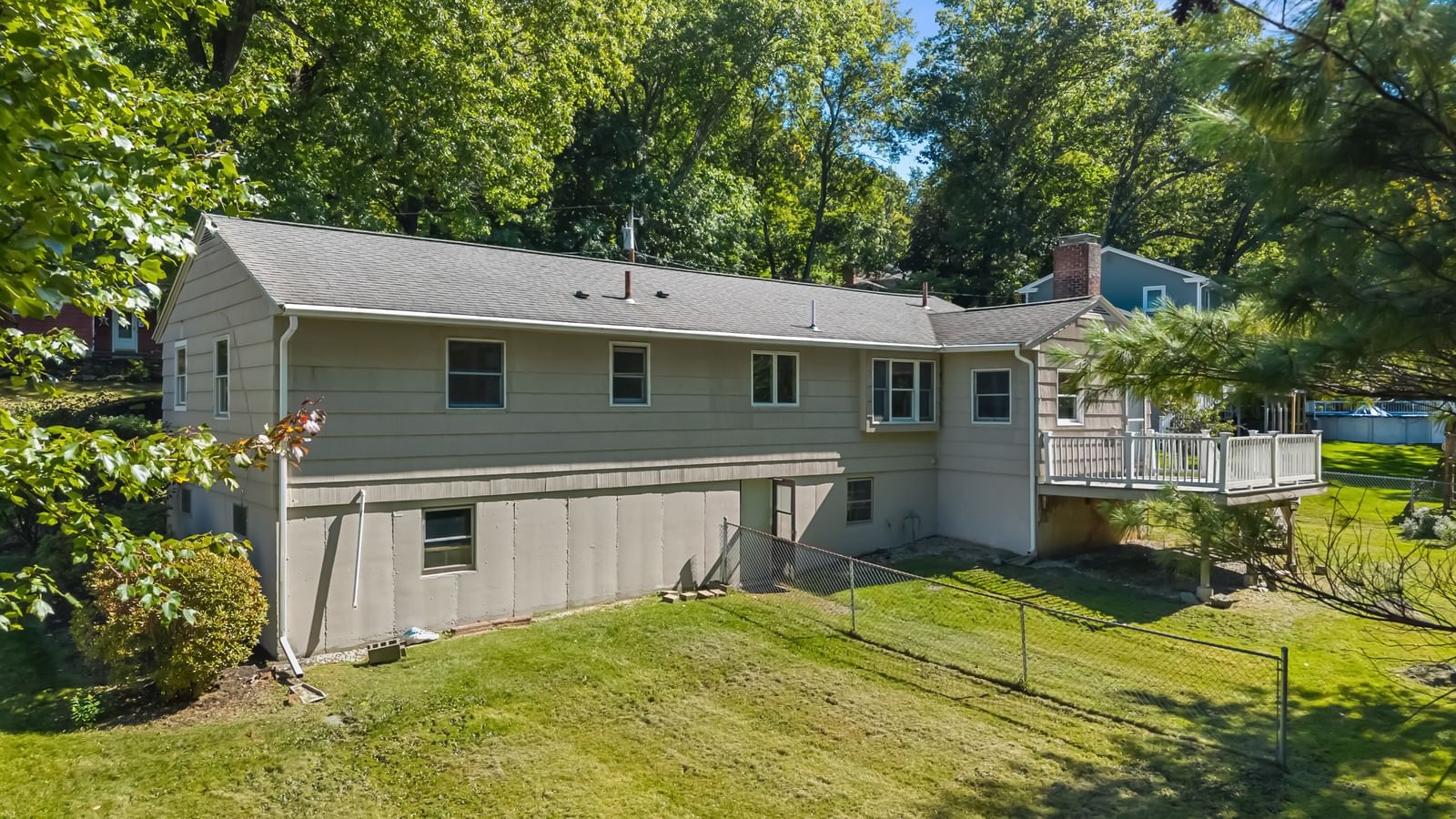 35 Harvey Lane Westborough — Photo 4 of 34