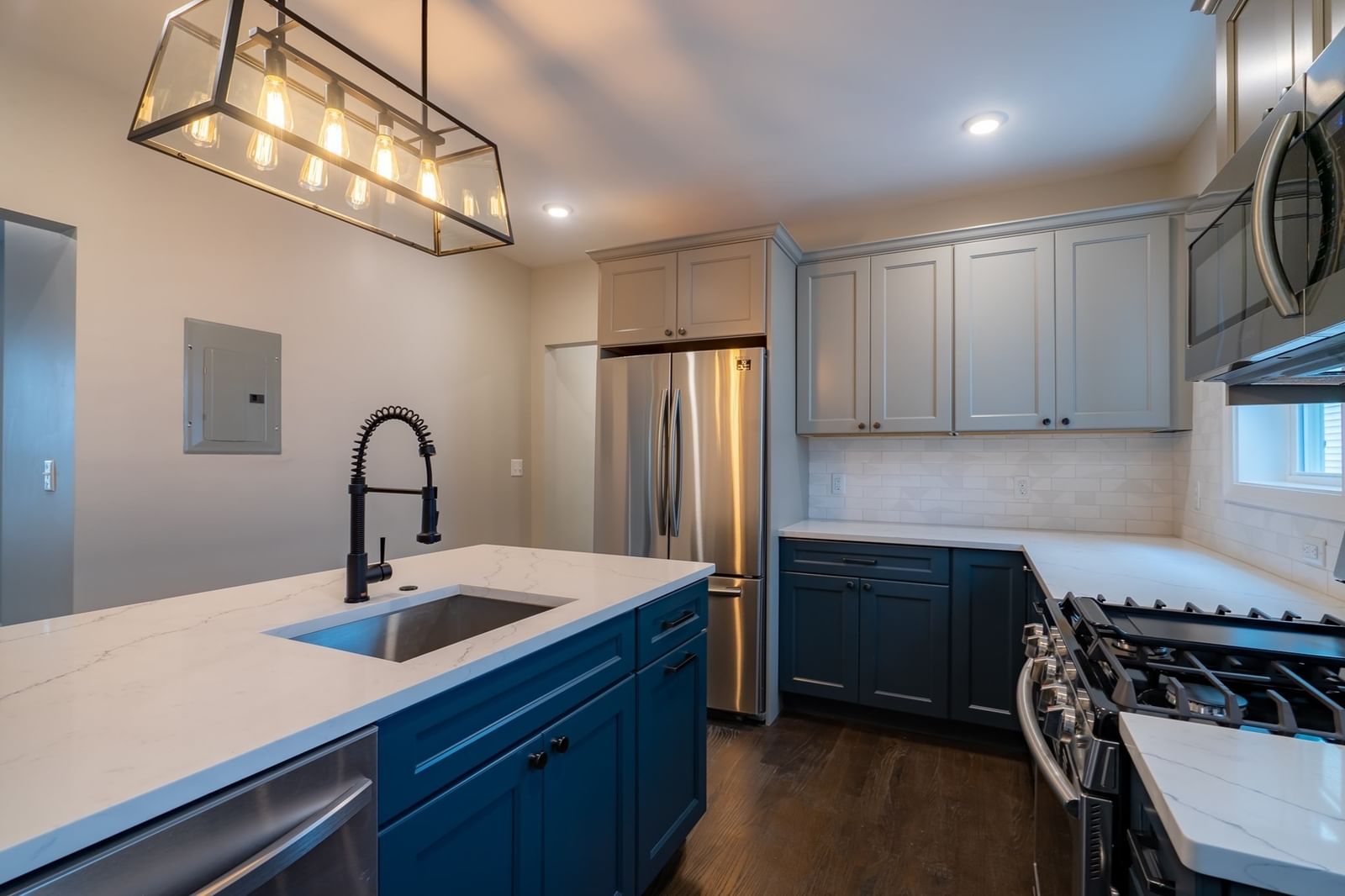 101 Draper St #1 Boston — Photo 3 of 14