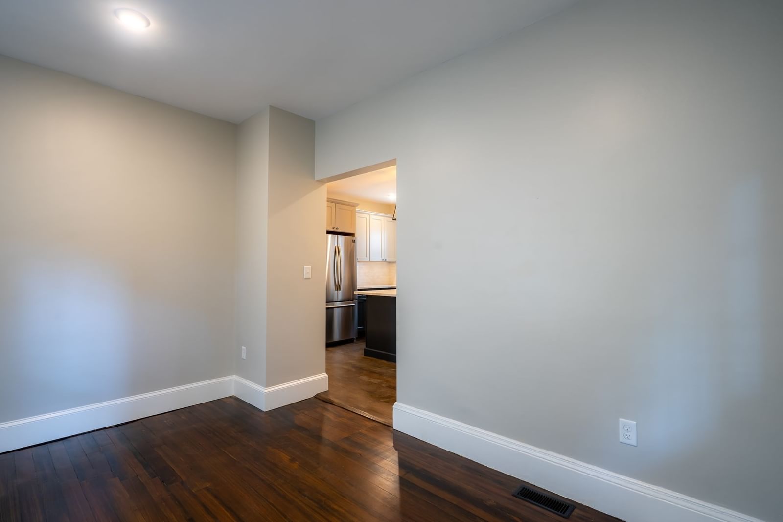 101 Draper St #1 Boston — Photo 6 of 14