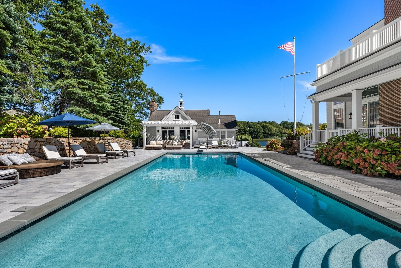 74 Garrison Ln Barnstable — Photo 9 of 42