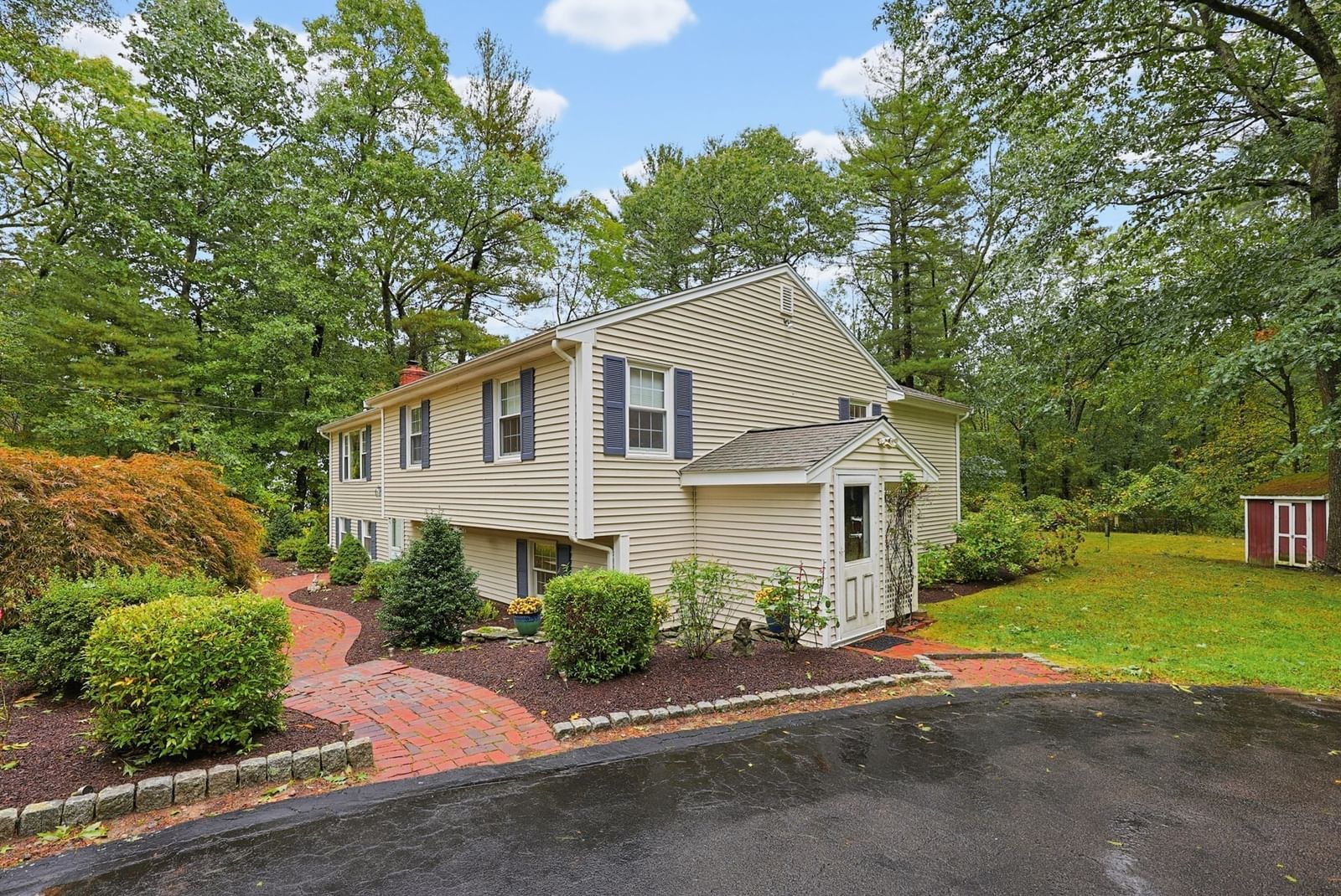80 Chestnut St. Wrentham — Photo 2 of 41