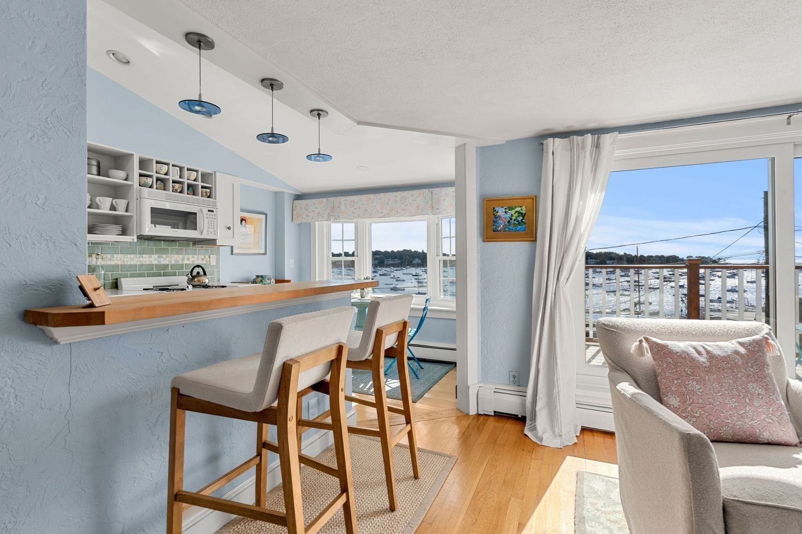 3 Cliff Street #C Marblehead — Photo 11 of 38