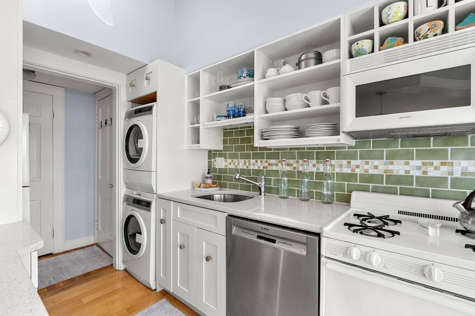 3 Cliff Street #C Marblehead — Photo 15 of 38