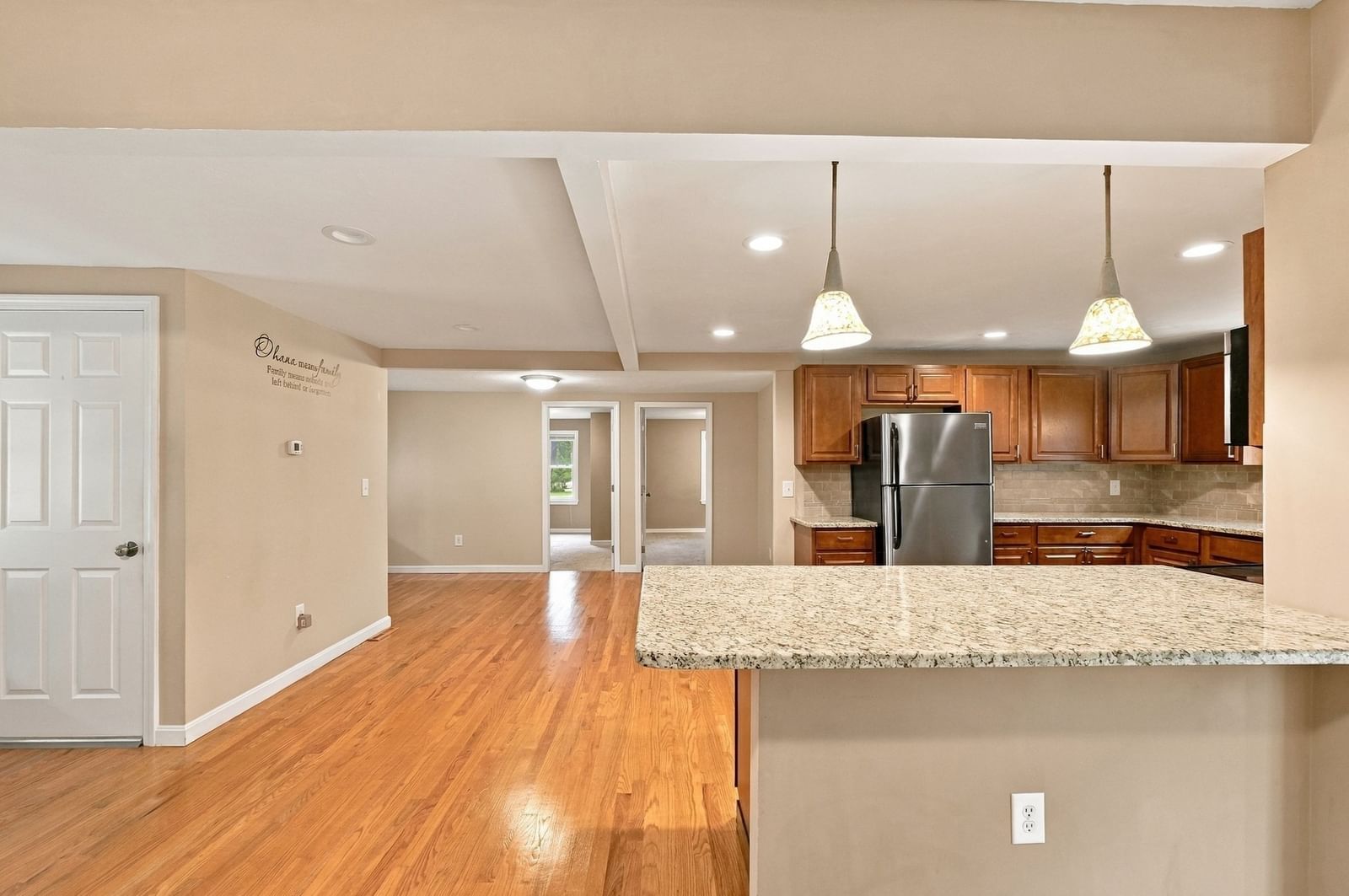 181 Dwelley St Pembroke — Photo 16 of 42