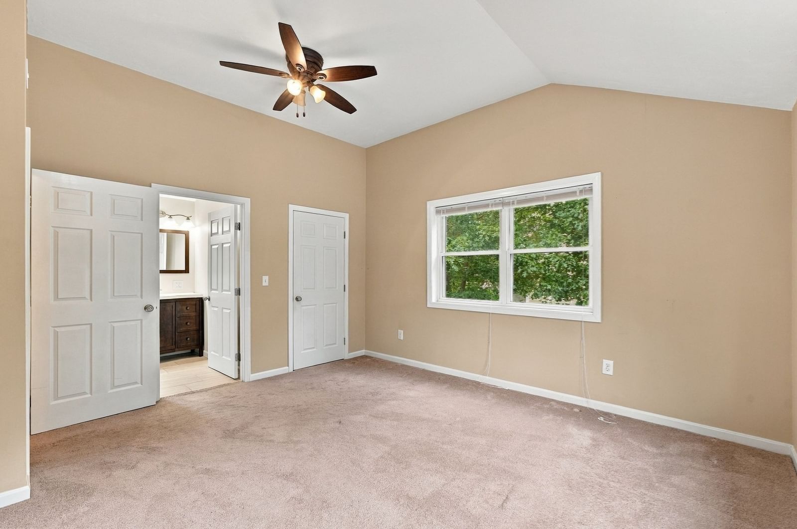 181 Dwelley St Pembroke — Photo 23 of 42