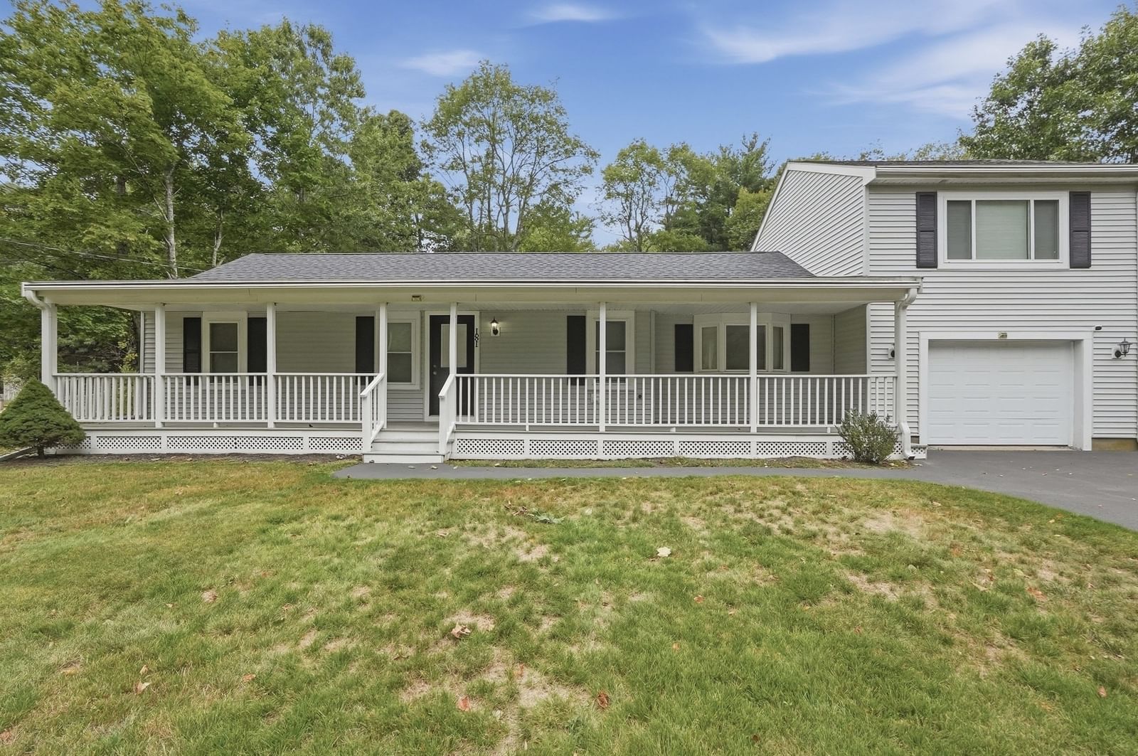 181 Dwelley St Pembroke — Photo 3 of 42