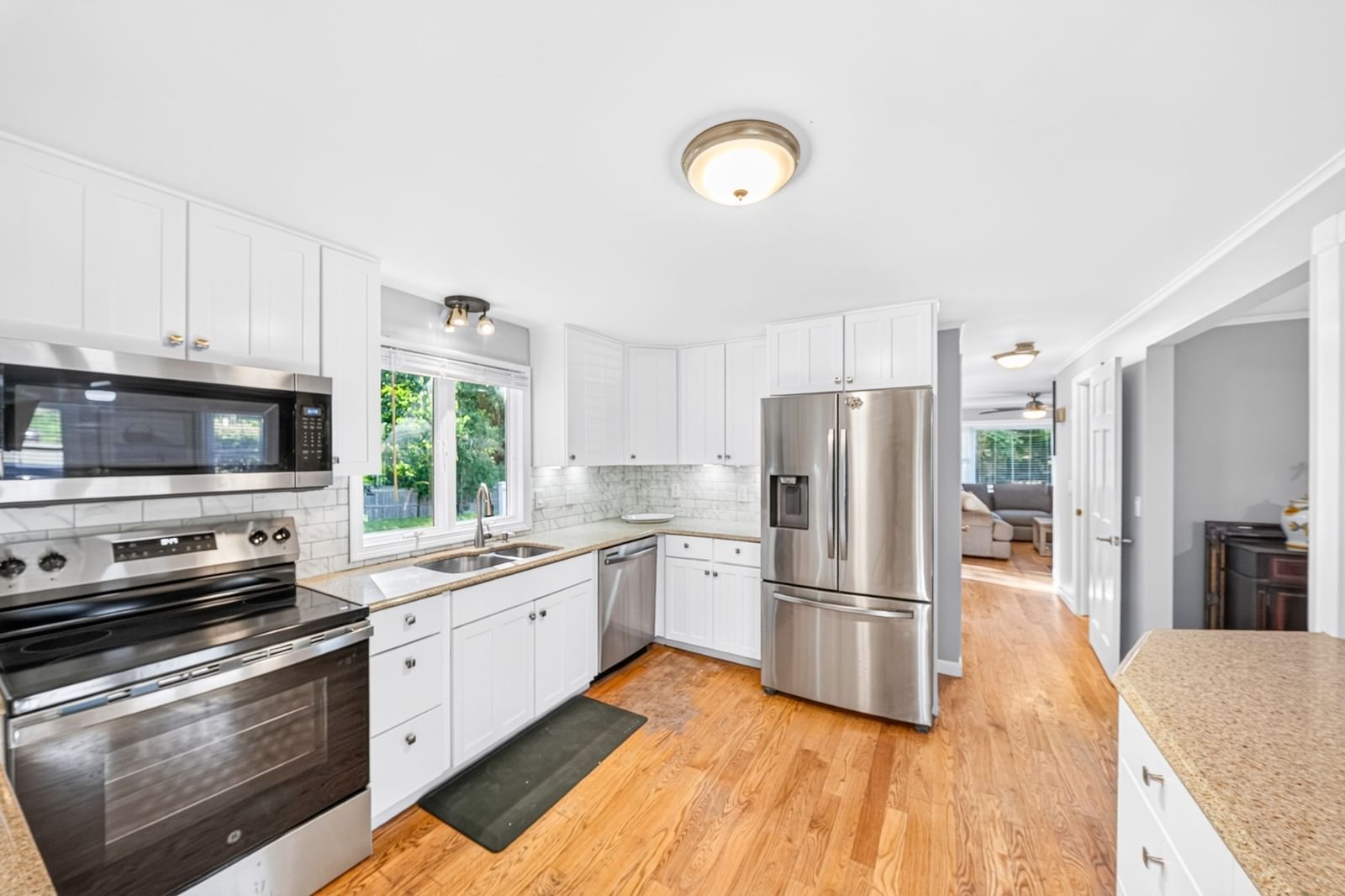451 County Rd Bourne — Photo 4 of 42