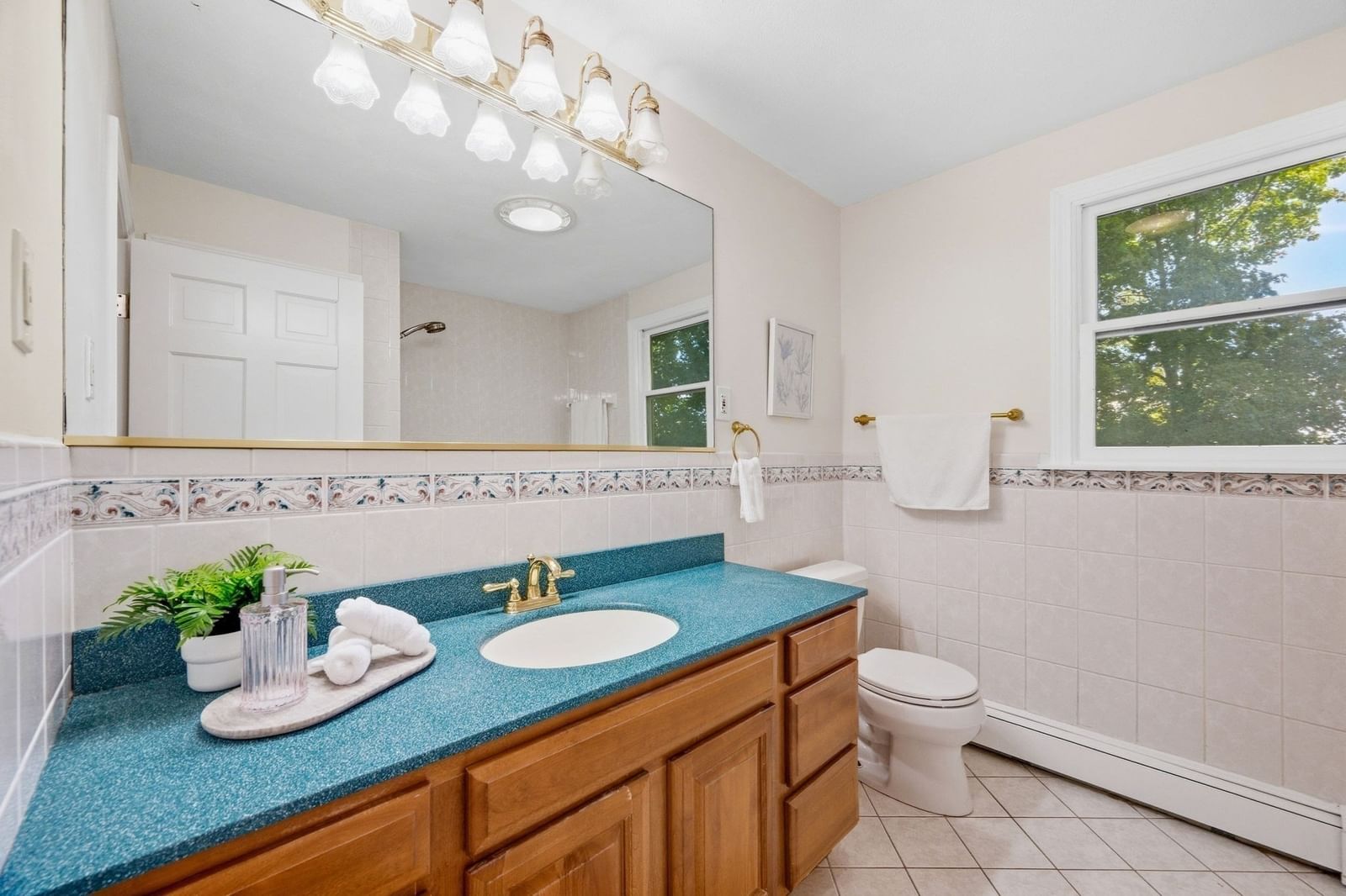 31 Ellison Park Waltham — Photo 19 of 28
