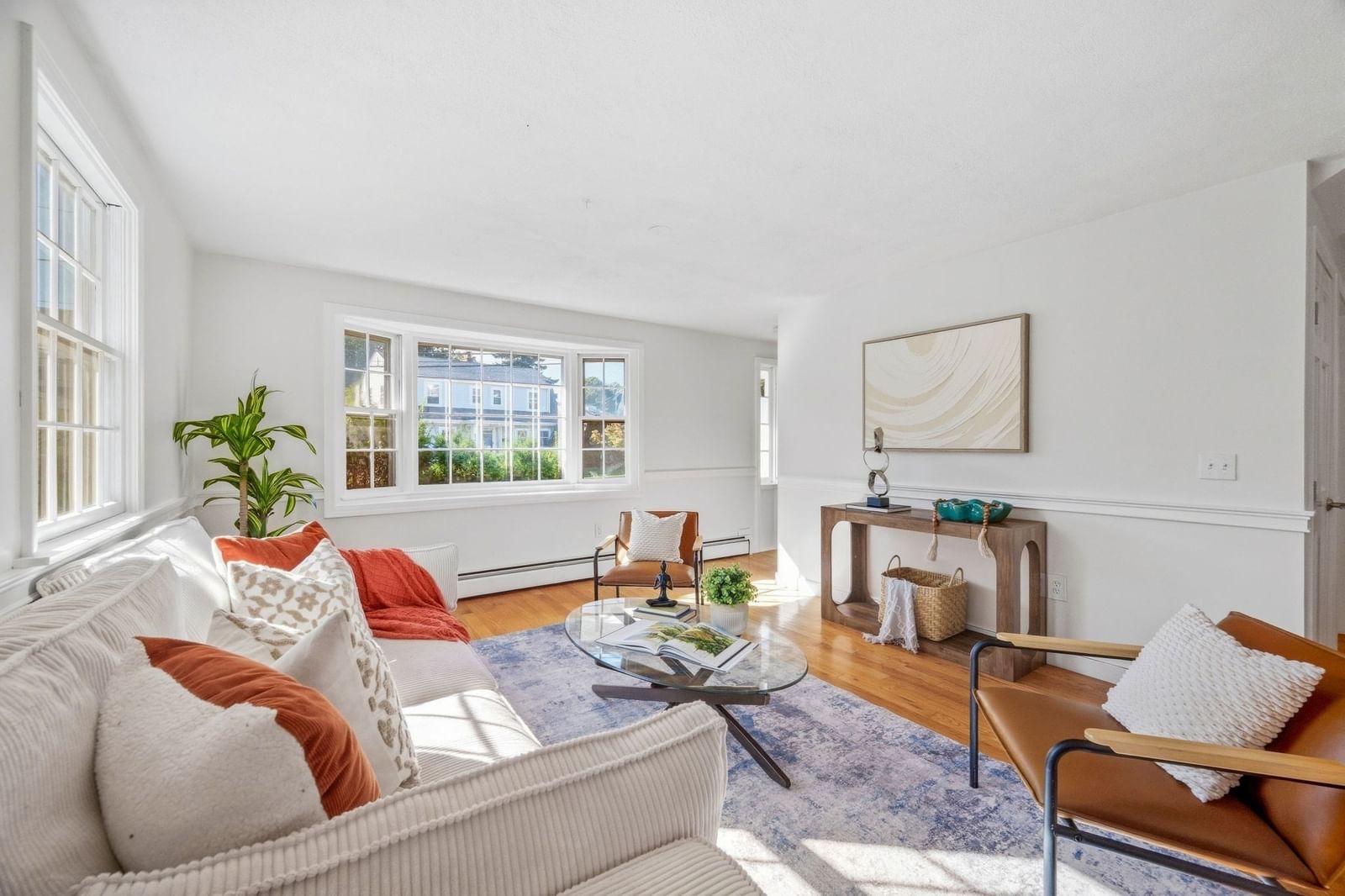 31 Ellison Park Waltham — Photo 4 of 28