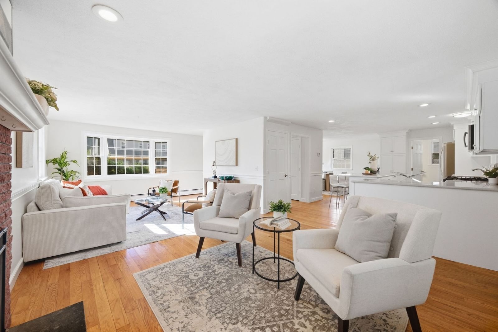31 Ellison Park Waltham — Photo 7 of 28