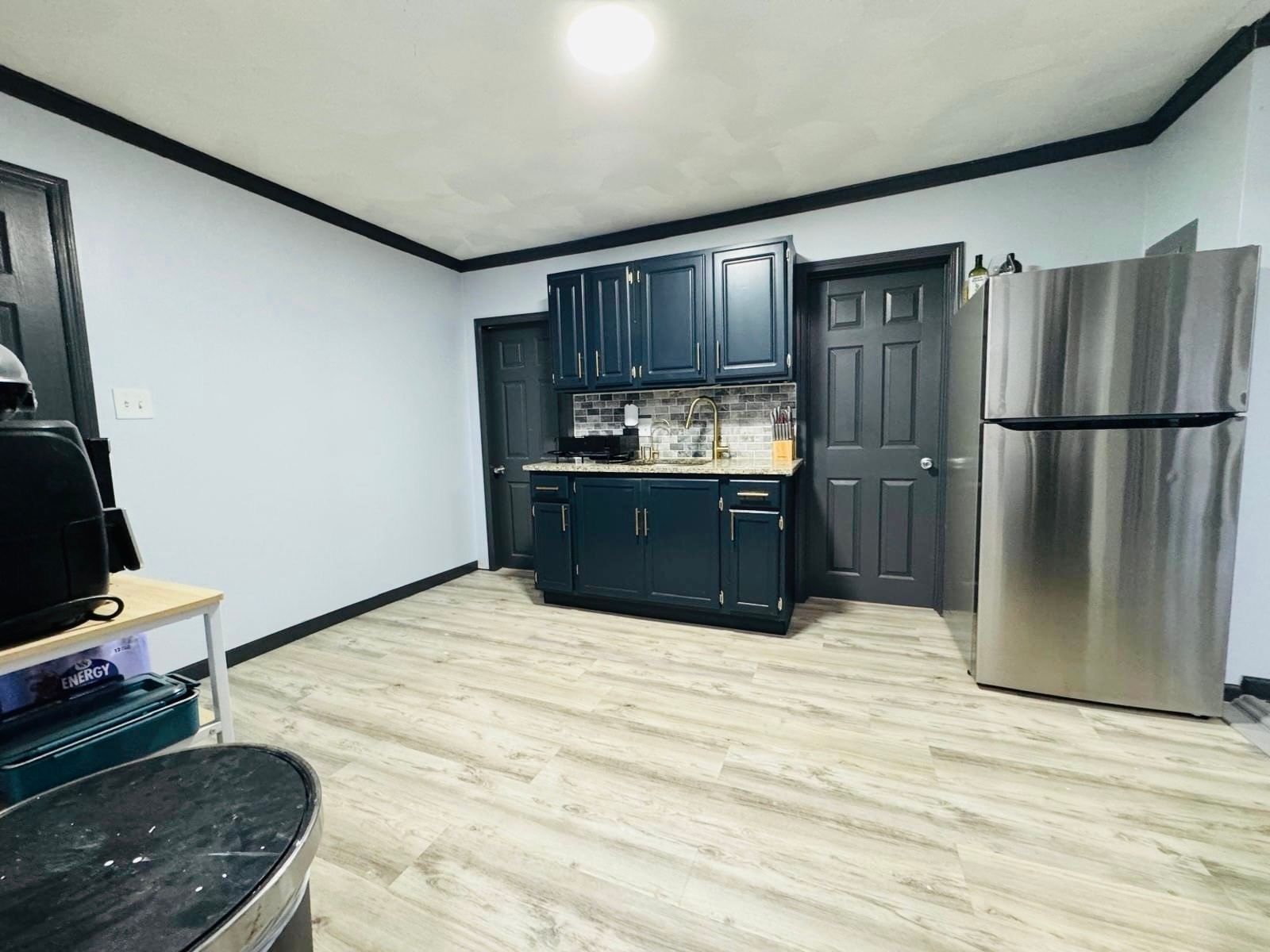 130 Myrtle St Springfield — Photo 8 of 21