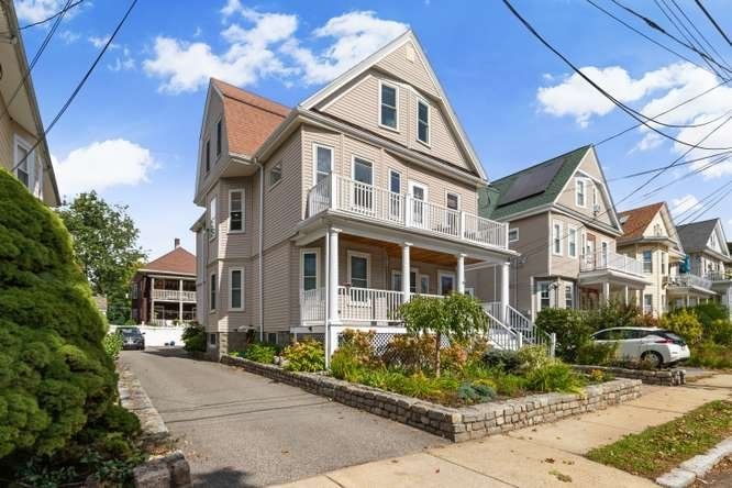 16 Gorham Road #2 Medford — Photo 3 of 37